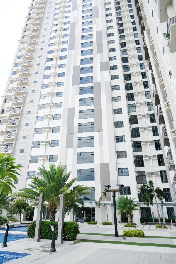 Ezeniel'S Place At Horizons 101 Condominium Cebu Extérieur photo