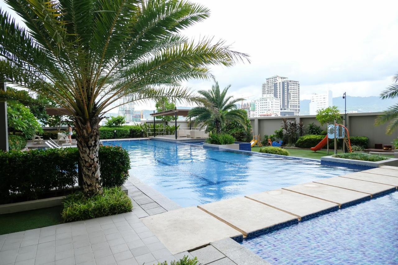 Ezeniel'S Place At Horizons 101 Condominium Cebu Extérieur photo