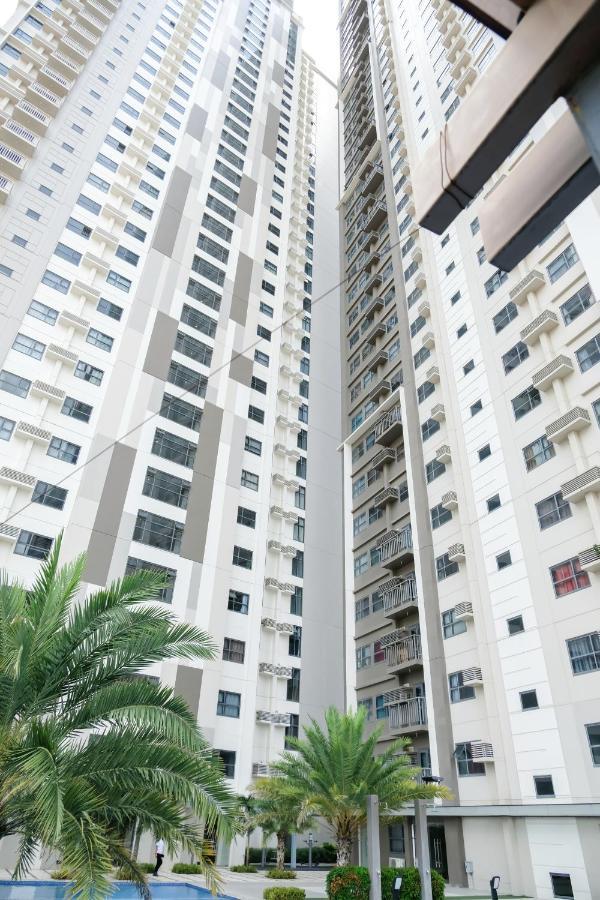 Ezeniel'S Place At Horizons 101 Condominium Cebu Extérieur photo