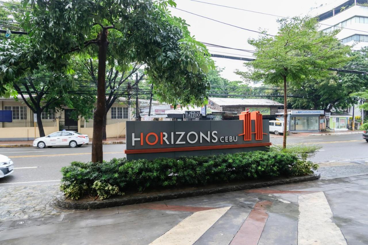 Ezeniel'S Place At Horizons 101 Condominium Cebu Extérieur photo