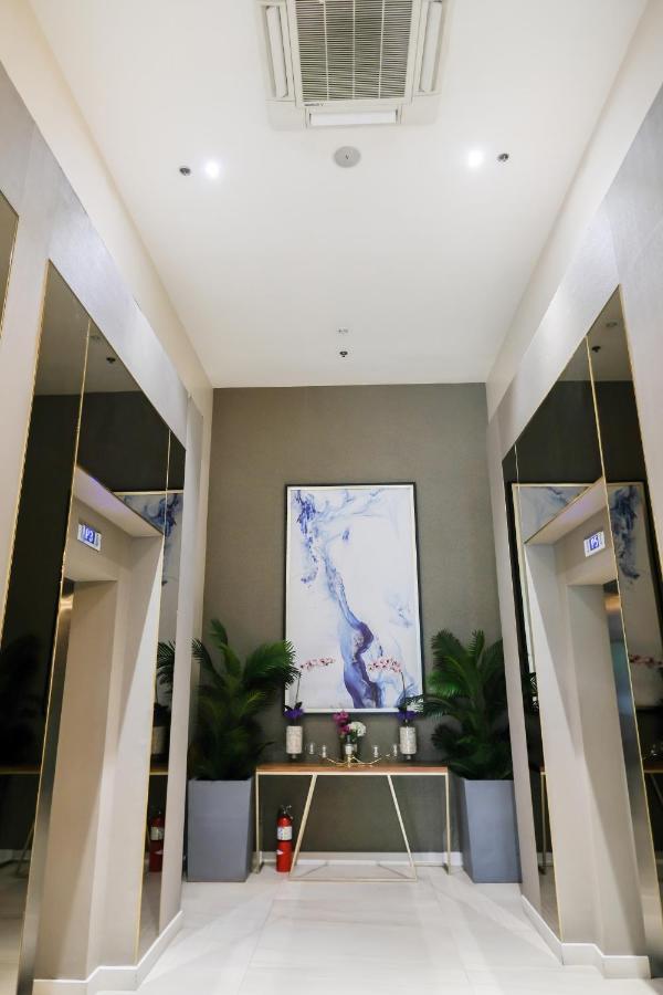 Ezeniel'S Place At Horizons 101 Condominium Cebu Extérieur photo